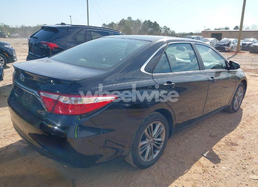Photo 4 of 2017 Toyota Camry SE (VIN 4T1BF1FK9HU696945)
