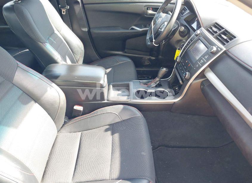 Photo 5 of 2017 Toyota Camry SE (VIN 4T1BF1FK9HU696945)