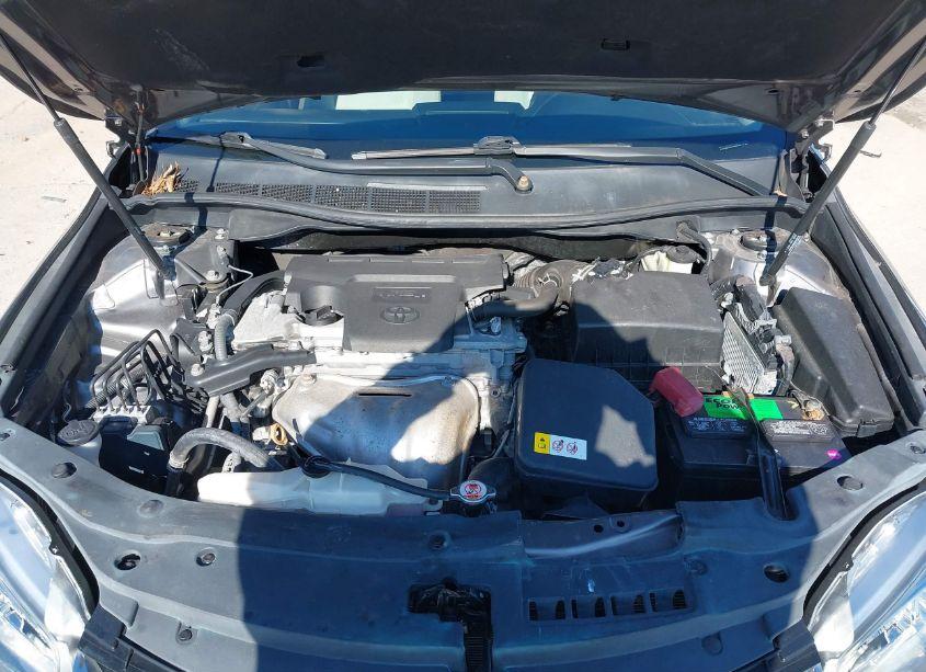 Photo 10 of 2017 Toyota Camry LE (VIN 4T1BF1FK9HU708429)