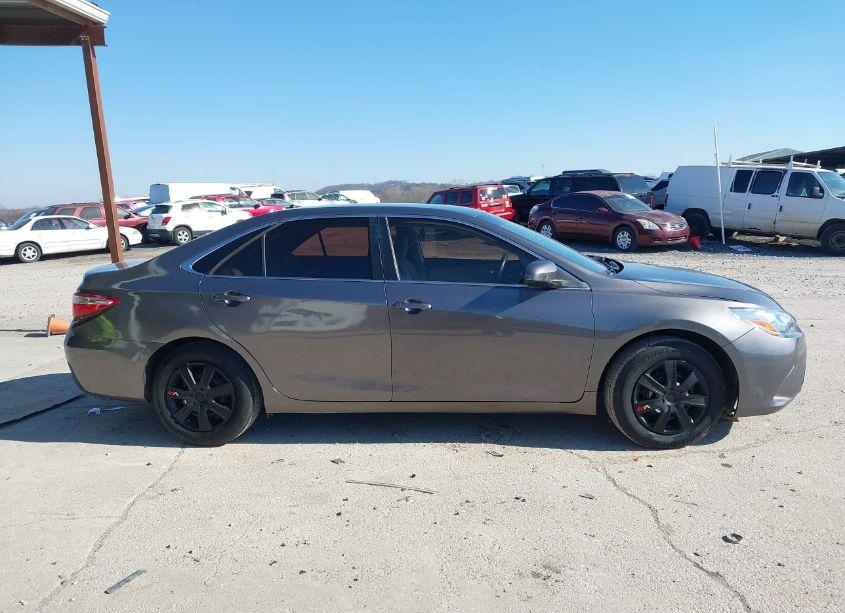 Photo 13 of 2017 Toyota Camry LE (VIN 4T1BF1FK9HU708429)