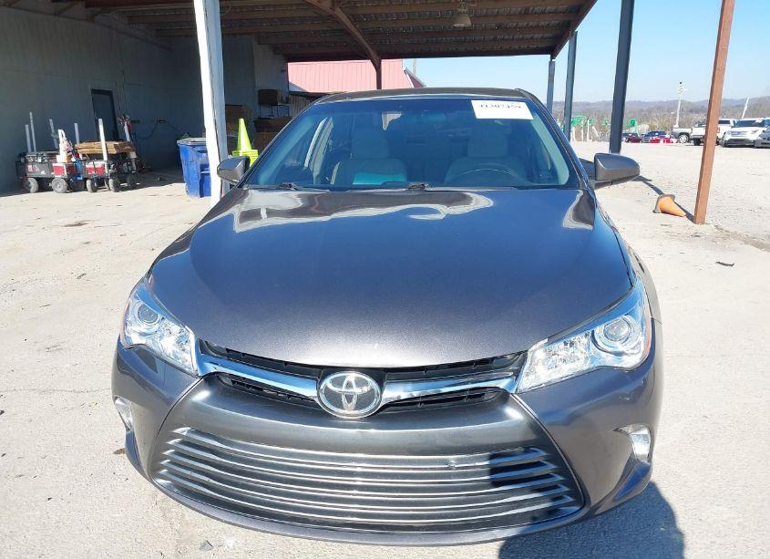 Photo 6 of 2017 Toyota Camry LE (VIN 4T1BF1FK9HU708429)