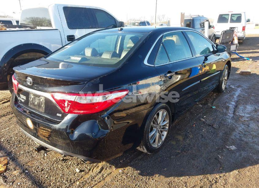 Photo 4 of 2017 Toyota Camry SE (VIN 4T1BF1FK9HU710617)