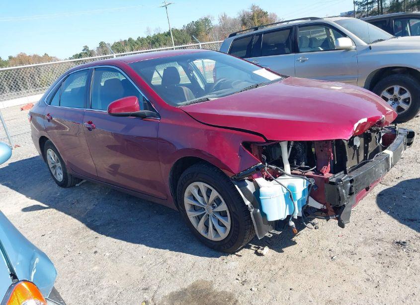 2017 Toyota Camry LE (VIN 4T1BF1FK9HU725179) main photo