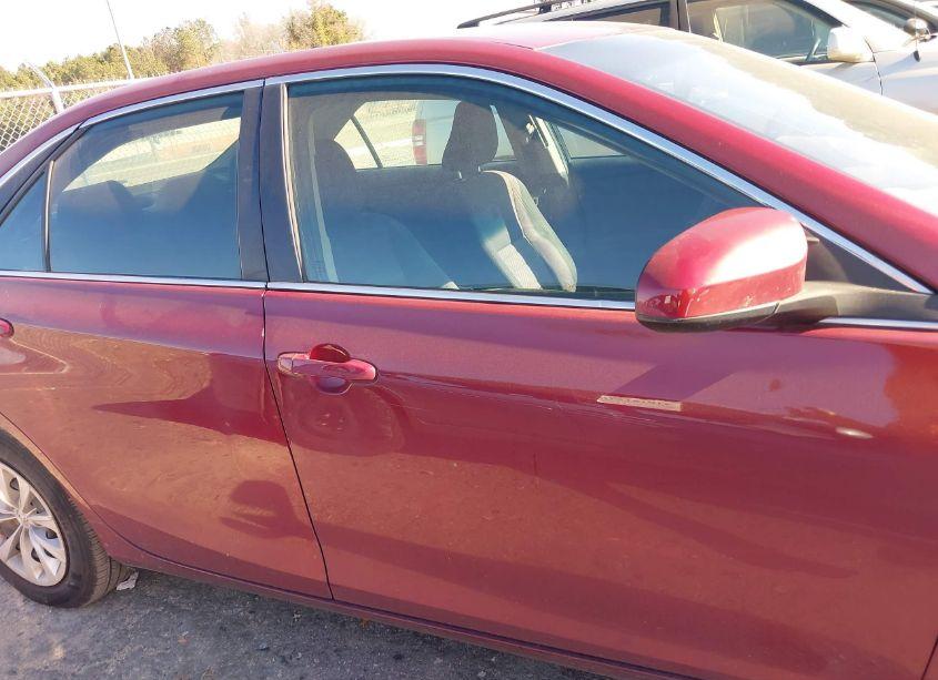 Photo 14 of 2017 Toyota Camry LE (VIN 4T1BF1FK9HU725179)