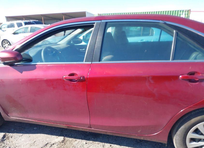 Photo 15 of 2017 Toyota Camry LE (VIN 4T1BF1FK9HU725179)