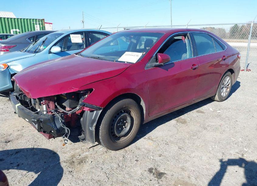 Photo 2 of 2017 Toyota Camry LE (VIN 4T1BF1FK9HU725179)