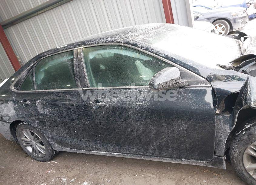 Photo 13 of 2017 Toyota Camry SE (VIN 4T1BF1FK9HU729989)