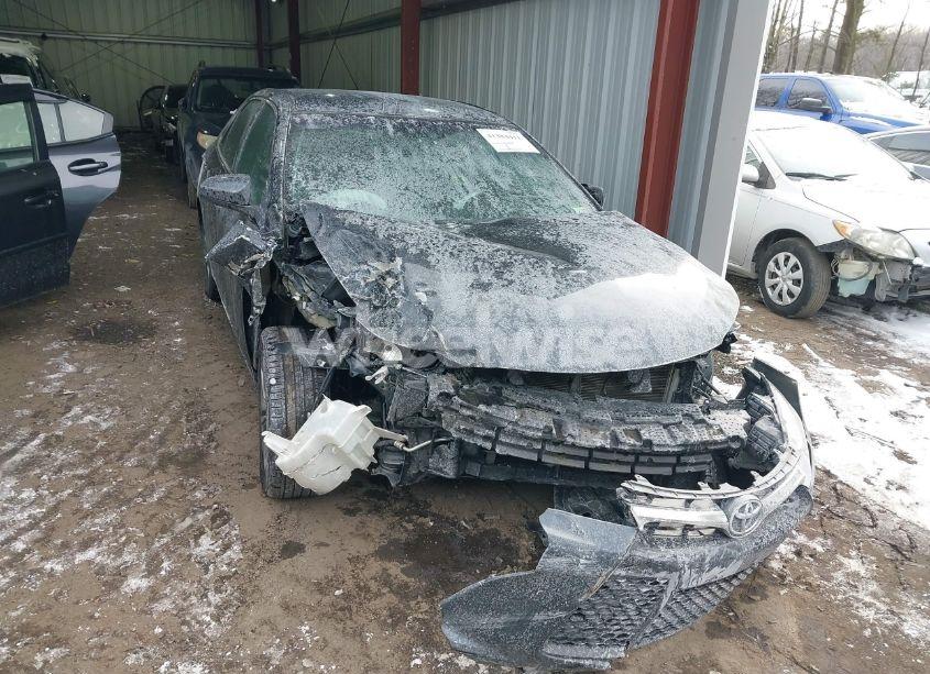 Photo 6 of 2017 Toyota Camry SE (VIN 4T1BF1FK9HU729989)