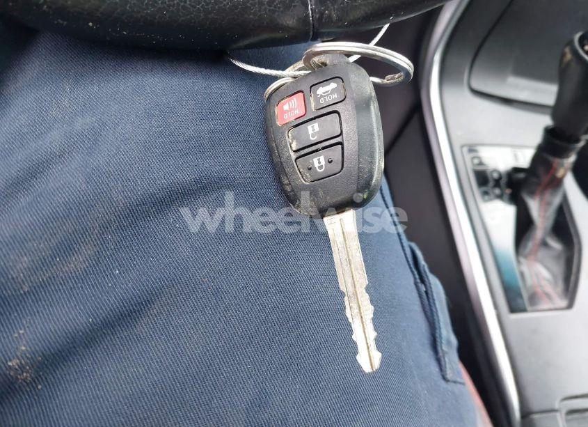 Photo 11 of 2017 Toyota Camry SE (VIN 4T1BF1FK9HU804030)