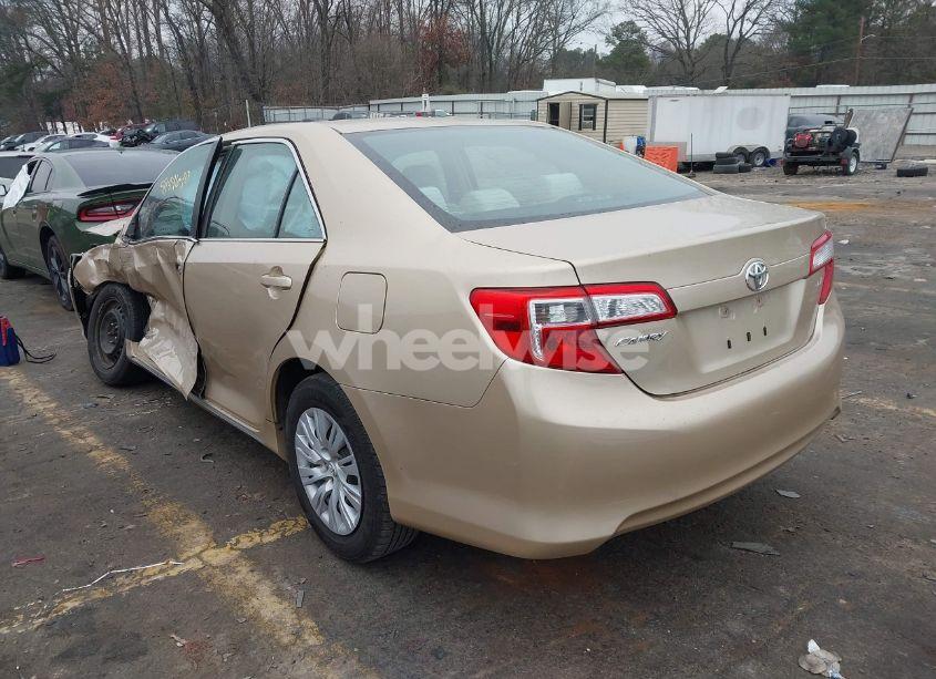 Photo 3 of 2012 Toyota Camry LE (VIN 4T1BF1FKXCU004135)