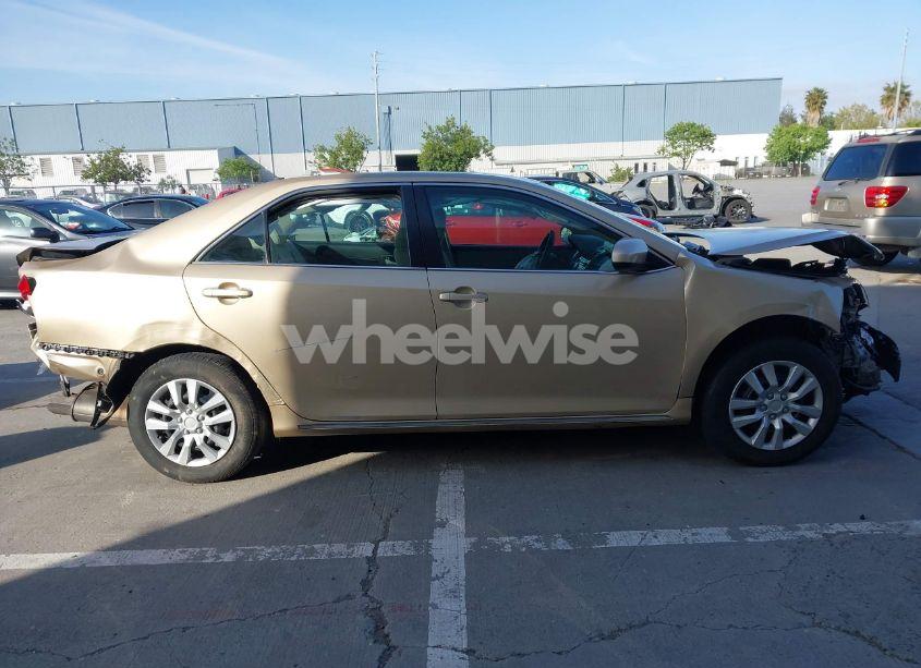 Photo 14 of 2012 Toyota Camry LE (VIN 4T1BF1FKXCU035370)