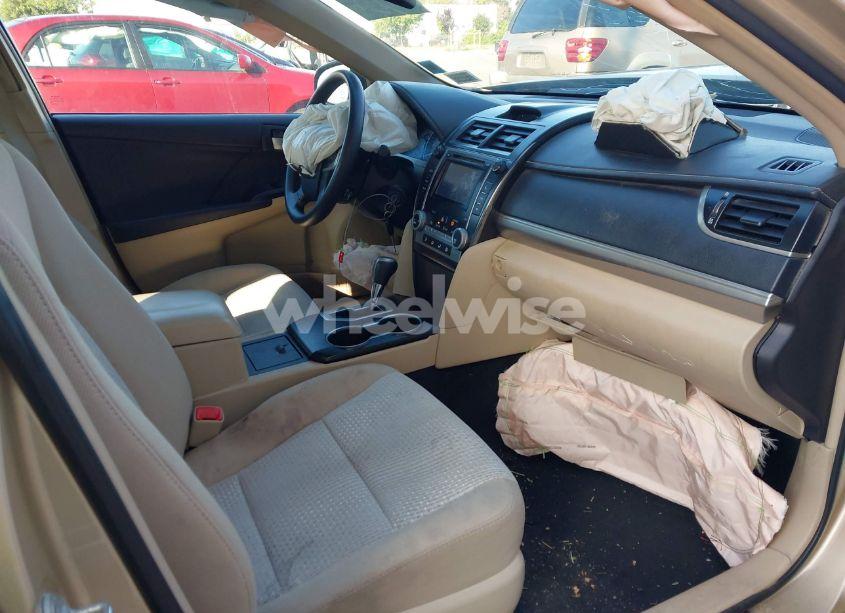 Photo 5 of 2012 Toyota Camry LE (VIN 4T1BF1FKXCU035370)