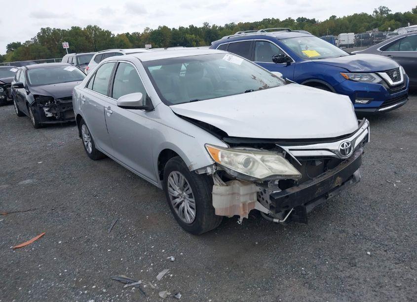 2012 Toyota Camry LE (VIN 4T1BF1FKXCU049754) main photo