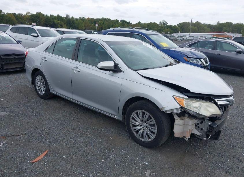 Photo 13 of 2012 Toyota Camry LE (VIN 4T1BF1FKXCU049754)