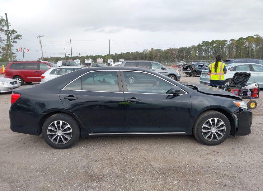 Photo 14 of 2012 Toyota Camry LE (VIN 4T1BF1FKXCU065758)