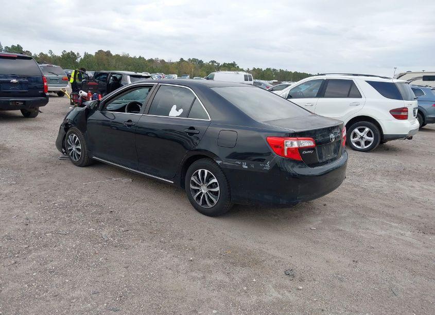 Photo 3 of 2012 Toyota Camry LE (VIN 4T1BF1FKXCU065758)