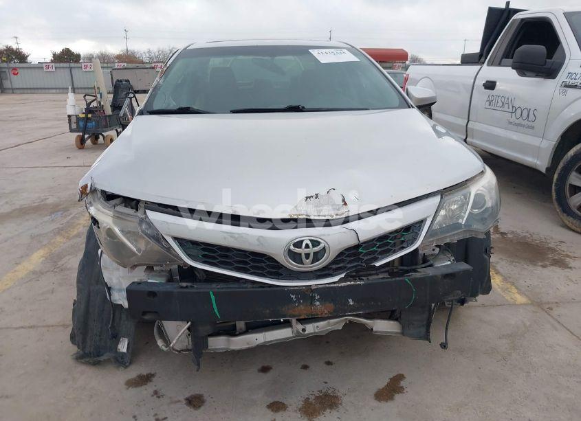 Photo 13 of 2012 Toyota Camry SE (VIN 4T1BF1FKXCU090501)