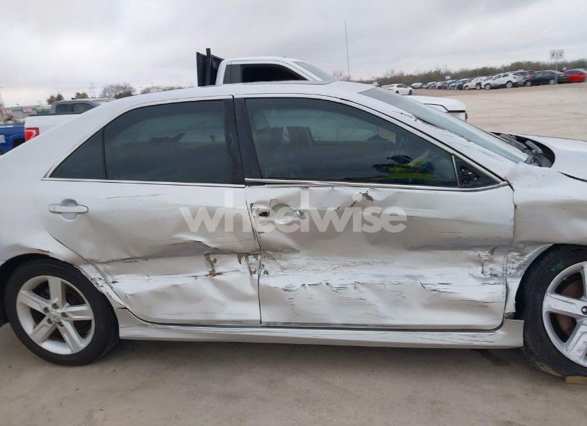 Photo 14 of 2012 Toyota Camry SE (VIN 4T1BF1FKXCU090501)