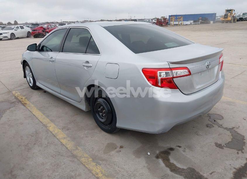 Photo 3 of 2012 Toyota Camry SE (VIN 4T1BF1FKXCU090501)
