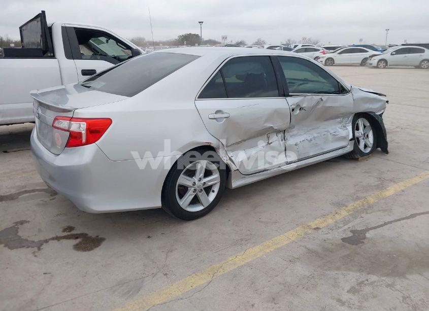 Photo 4 of 2012 Toyota Camry SE (VIN 4T1BF1FKXCU090501)