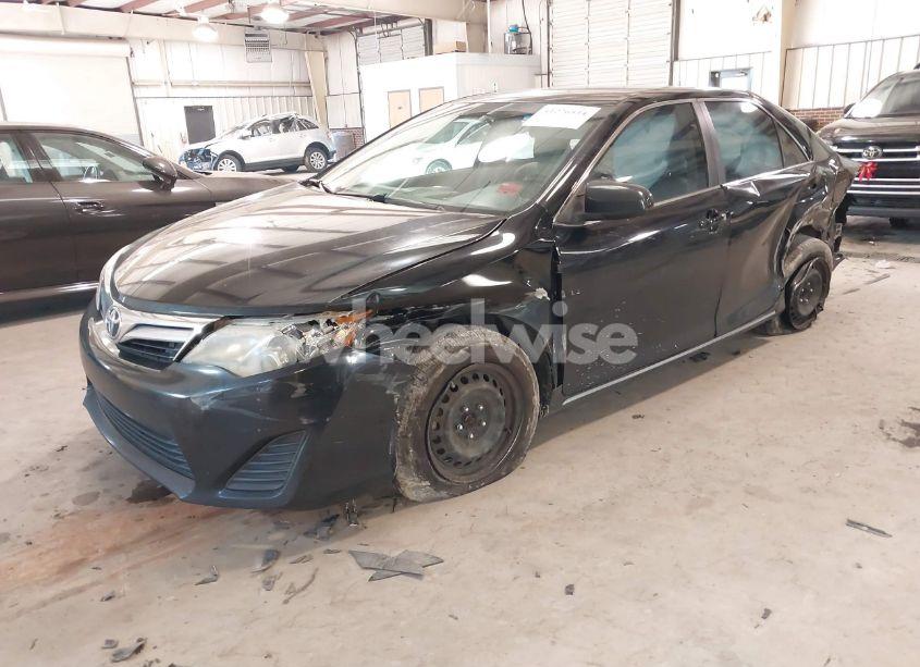 Photo 2 of 2012 Toyota Camry LE (VIN 4T1BF1FKXCU091633)