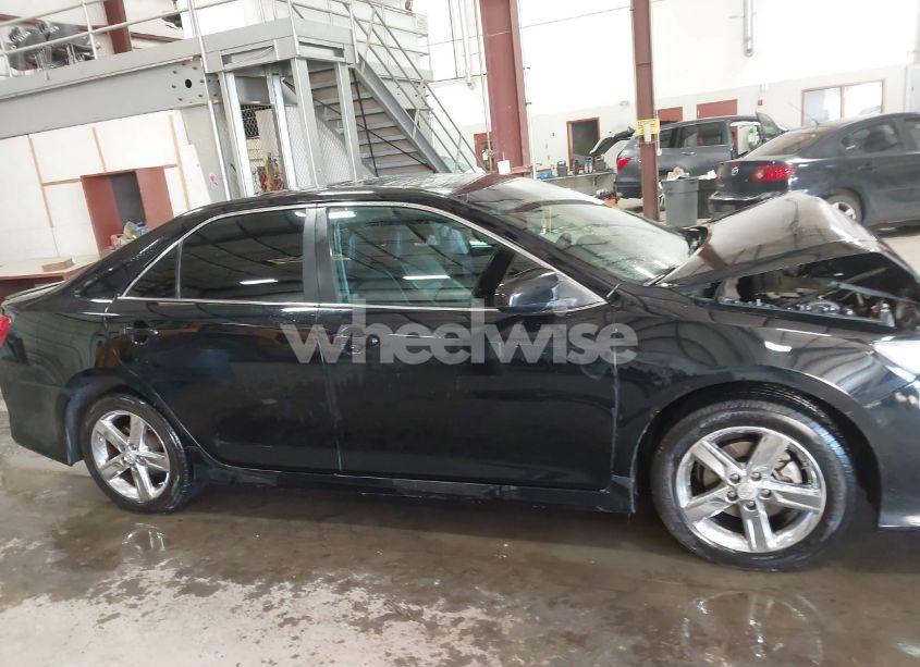 Photo 13 of 2012 Toyota Camry SE (VIN 4T1BF1FKXCU110181)