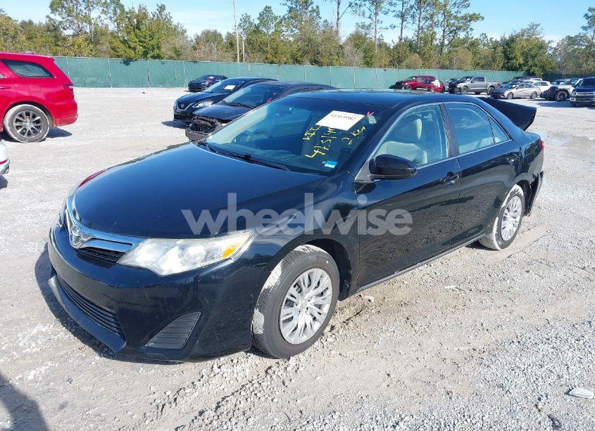 Photo 2 of 2012 Toyota Camry LE (VIN 4T1BF1FKXCU121746)