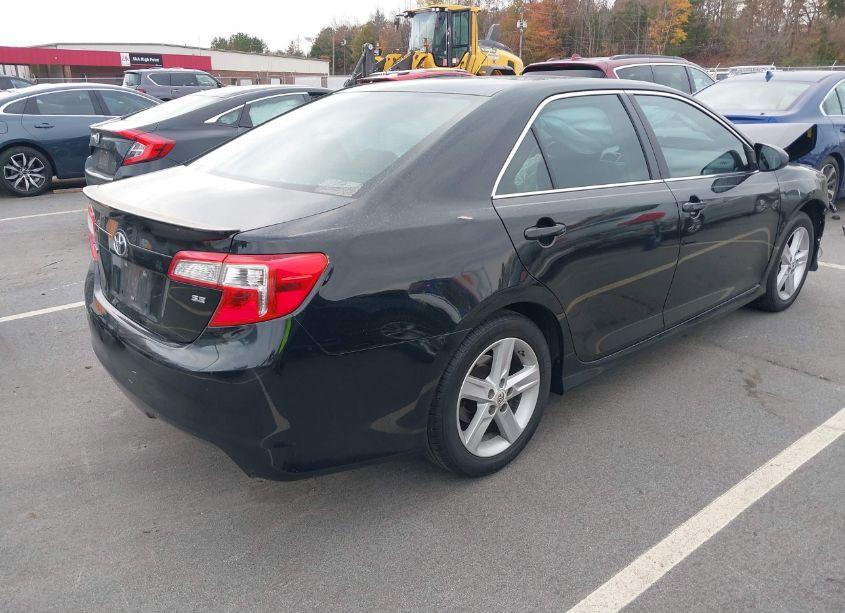 Photo 4 of 2012 Toyota Camry SE (VIN 4T1BF1FKXCU132584)