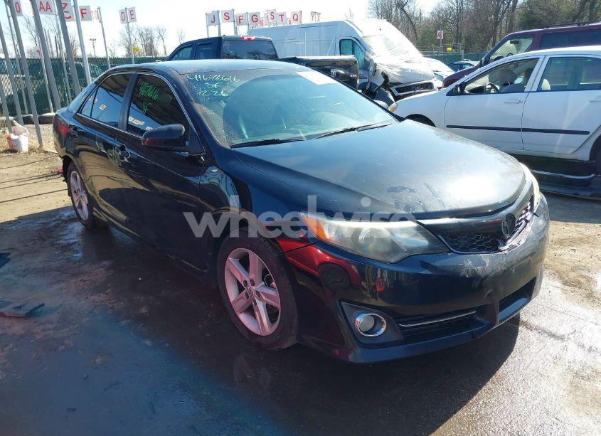 2012 Toyota Camry SE (VIN 4T1BF1FKXCU145030) main photo