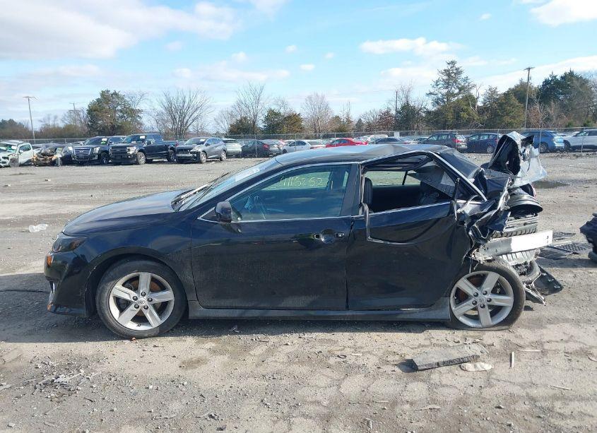 Photo 13 of 2012 Toyota Camry SE (VIN 4T1BF1FKXCU145125)