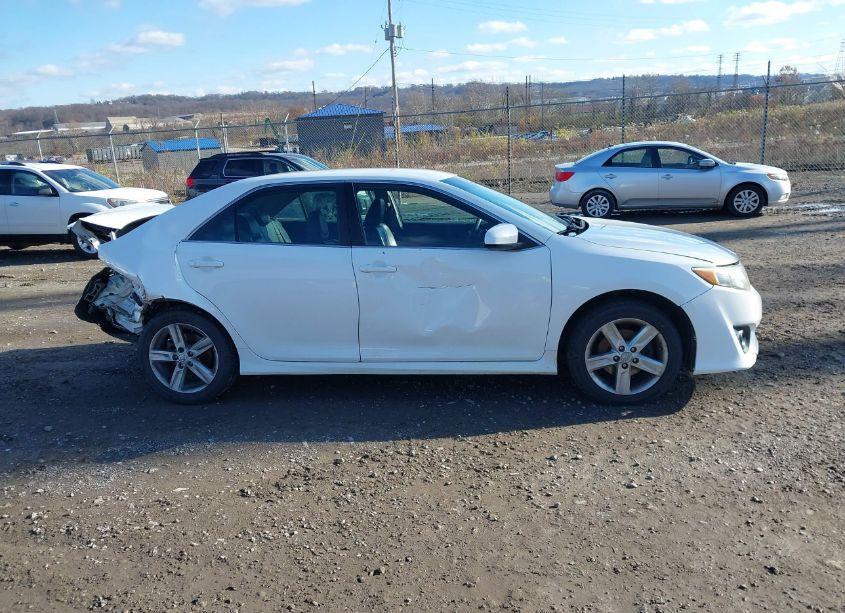 Photo 13 of 2012 Toyota Camry SE (VIN 4T1BF1FKXCU154410)