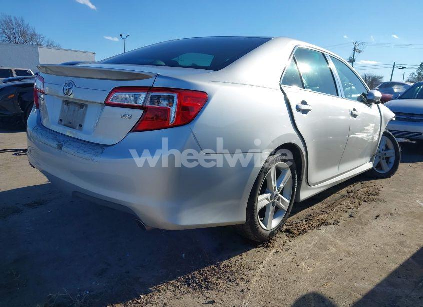 Photo 4 of 2012 Toyota Camry SE (VIN 4T1BF1FKXCU159543)