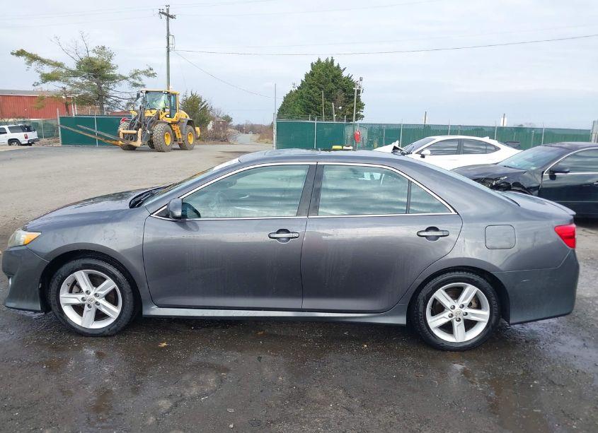 Photo 14 of 2012 Toyota Camry SE (VIN 4T1BF1FKXCU166914)