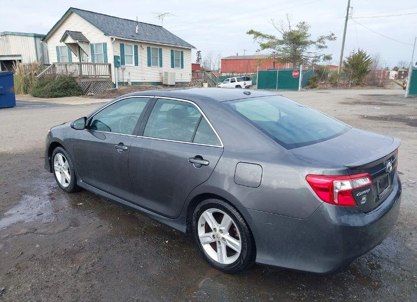 Photo 3 of 2012 Toyota Camry SE (VIN 4T1BF1FKXCU166914)