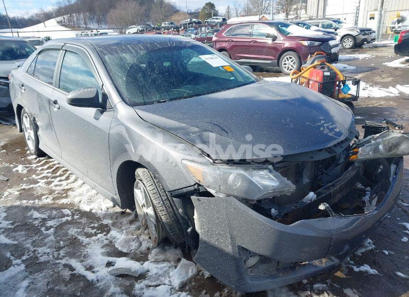 2012 Toyota Camry SE (VIN 4T1BF1FKXCU180554) main photo