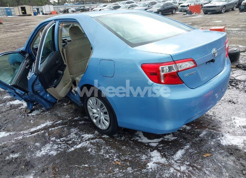 Photo 3 of 2012 Toyota Camry LE (VIN 4T1BF1FKXCU501282)