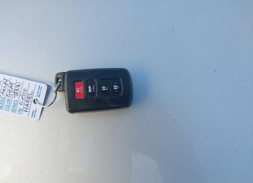 Photo 11 of 2012 Toyota Camry SE (VIN 4T1BF1FKXCU501993)