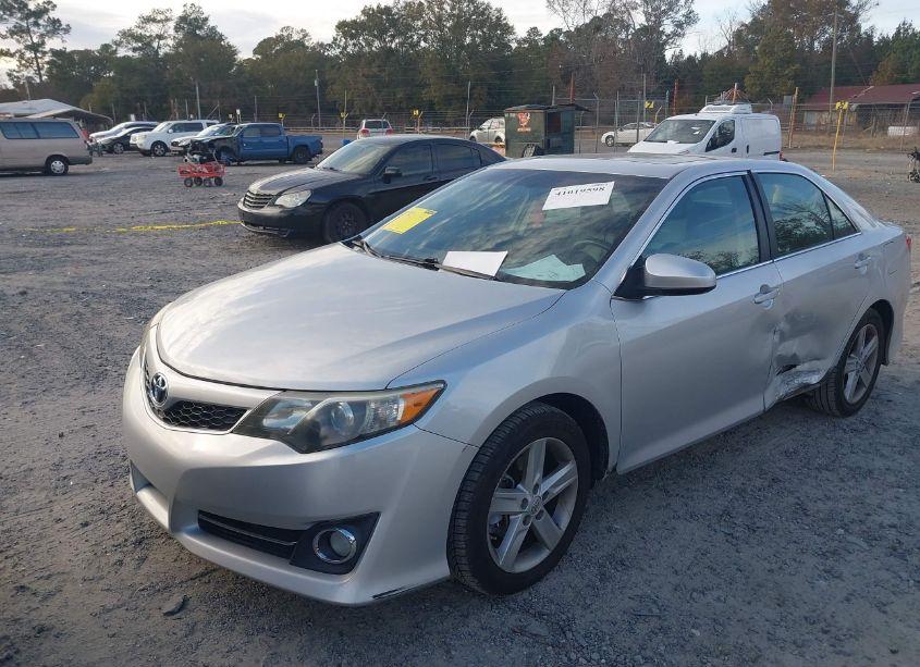 Photo 2 of 2012 Toyota Camry SE (VIN 4T1BF1FKXCU501993)