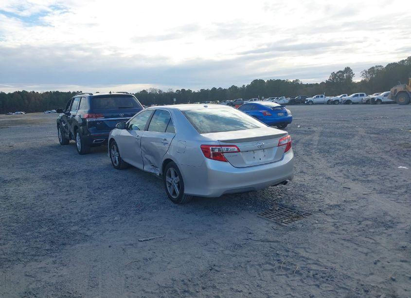 Photo 3 of 2012 Toyota Camry SE (VIN 4T1BF1FKXCU501993)