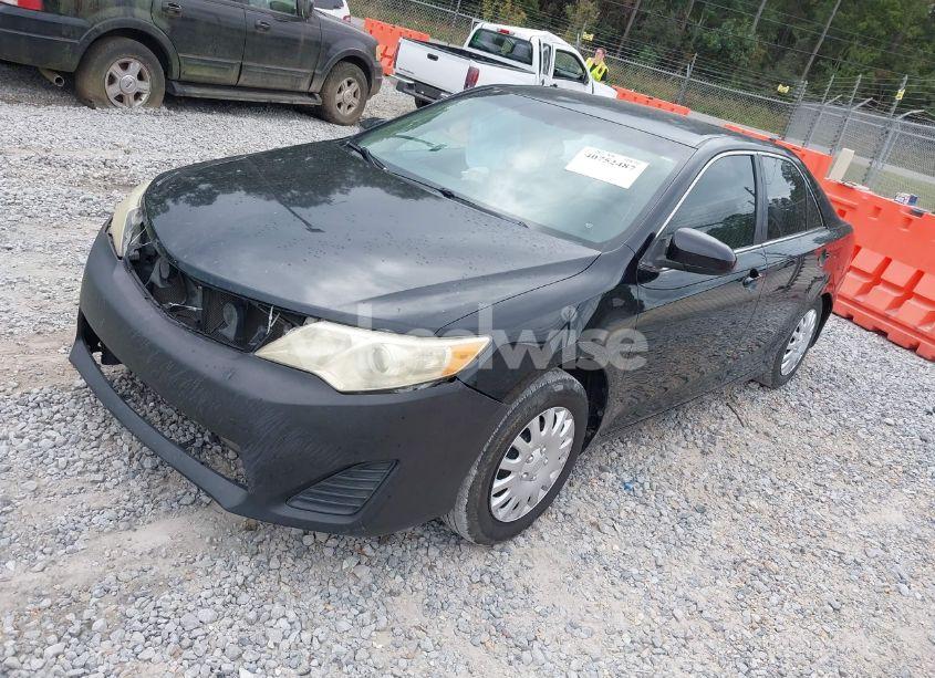 Photo 2 of 2012 Toyota Camry L (VIN 4T1BF1FKXCU502271)