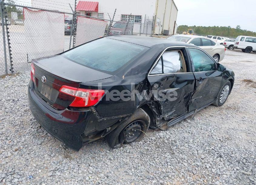 Photo 4 of 2012 Toyota Camry L (VIN 4T1BF1FKXCU502271)