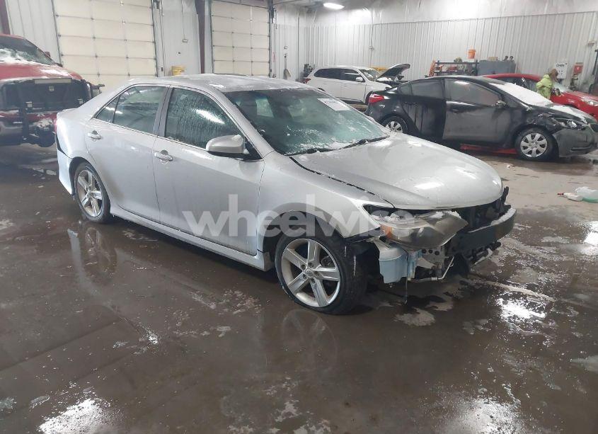 2012 Toyota Camry SE (VIN 4T1BF1FKXCU510872) main photo