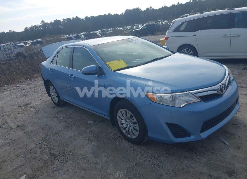 2012 Toyota Camry LE (VIN 4T1BF1FKXCU533438) main photo