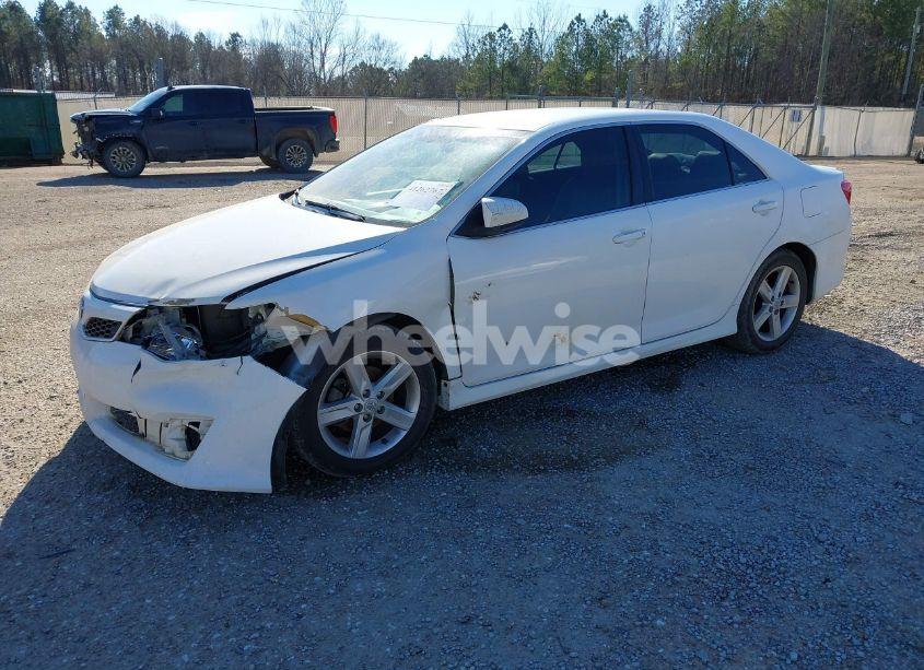 Photo 2 of 2012 Toyota Camry SE (VIN 4T1BF1FKXCU541832)