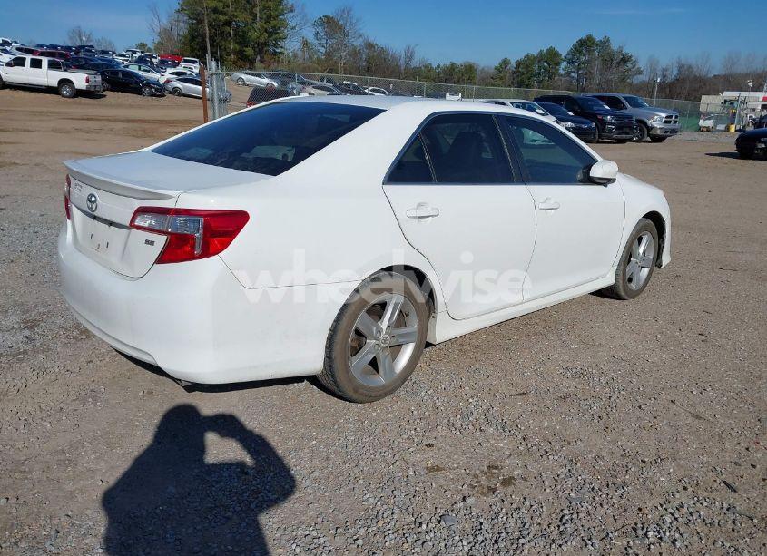 Photo 4 of 2012 Toyota Camry SE (VIN 4T1BF1FKXCU541832)
