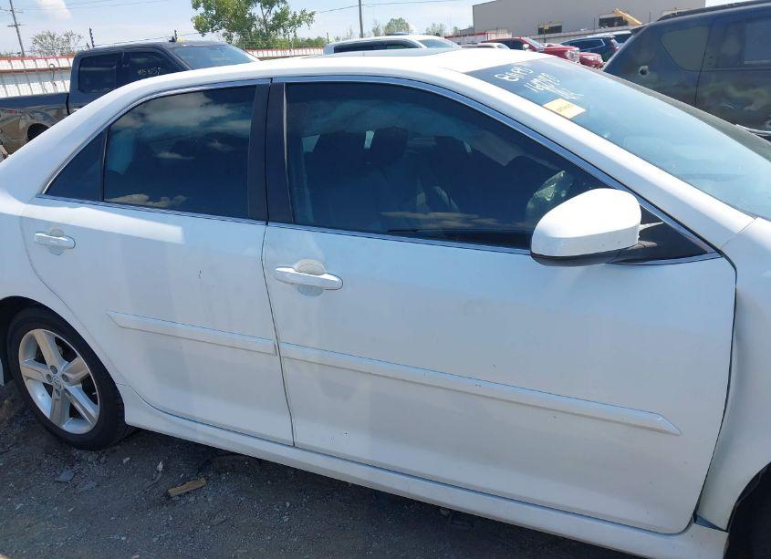 Photo 14 of 2012 Toyota Camry SE (VIN 4T1BF1FKXCU546805)