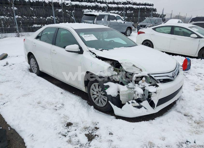 2012 Toyota Camry LE (VIN 4T1BF1FKXCU549378) main photo