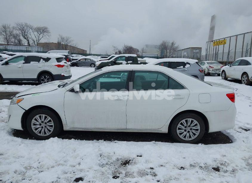 Photo 15 of 2012 Toyota Camry LE (VIN 4T1BF1FKXCU549378)