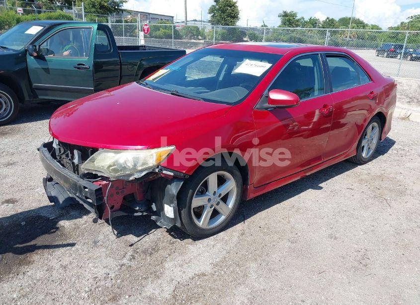 Photo 2 of 2012 Toyota Camry SE (VIN 4T1BF1FKXCU549669)