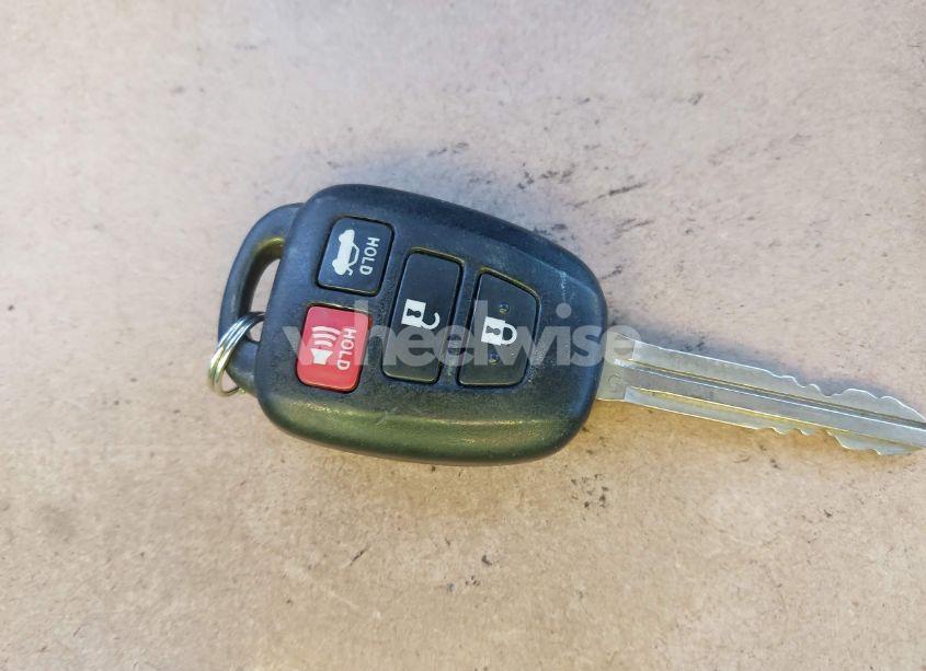 Photo 11 of 2012 Toyota Camry SE (VIN 4T1BF1FKXCU549929)